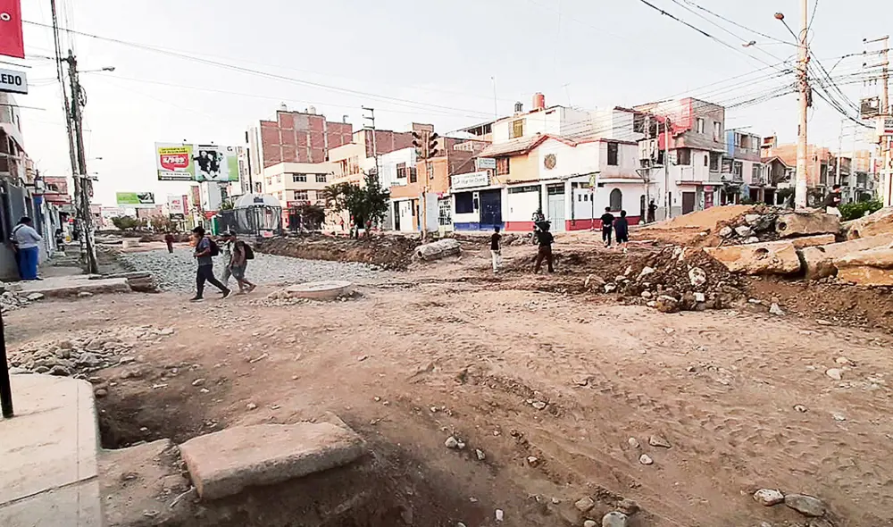 Causas. La obra de la avenida Sáenz Peña aún no concluye: negocios comerciales y emprendimientos perjudicados por accesos. Foto: Carlos Vásquez/La República