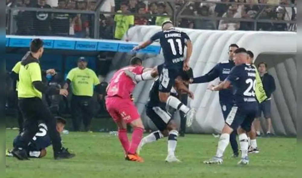 José Carvallo es uno de los referentes de Universitario de Deportes. Foto: DSports - Video: Ronald Chamorro