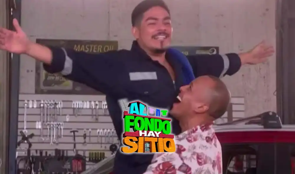 Gaspar cargó en brazos a Joel luego que este le prestara el auto del ‘Gringo atrasador’ para sorprender a la Teresita. Foto y video: América TV Gaspar cargó en brazos a Joel luego que este le prestara el auto del ‘Gringo atrasador’ para sorprender a la Teresita. Foto y video: América TV