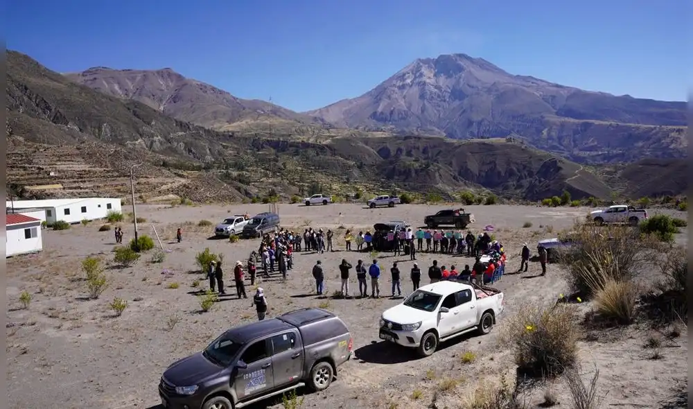 Pobladores de sector Siraguaya están cerca al Ubinas. Ayer se reunieron con autoridades. Foto: La República