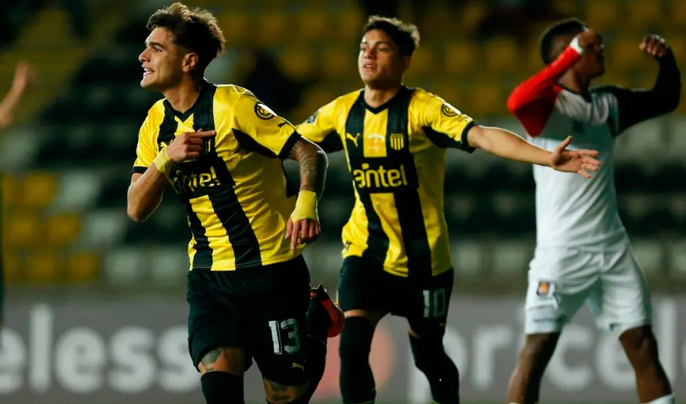 Peñarol es líder del grupo A con esta goleada sobre Caracas. Foto: Formativas CAP | Video: Conmebol Libertadores
