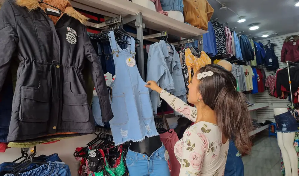 Delincuentes se llevaron mercadería y dinero en efectivo. Foto: Rosario Rojas/La República - Video: difusión