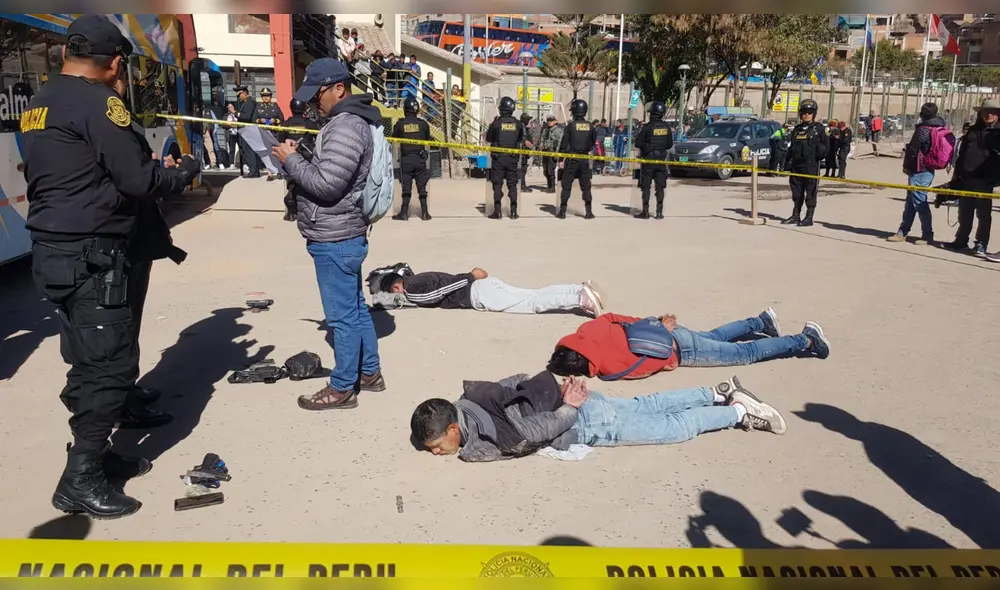 Sujetos capturados pertenecerían a una banda criminal. Foto: Luis Álvarez/La República