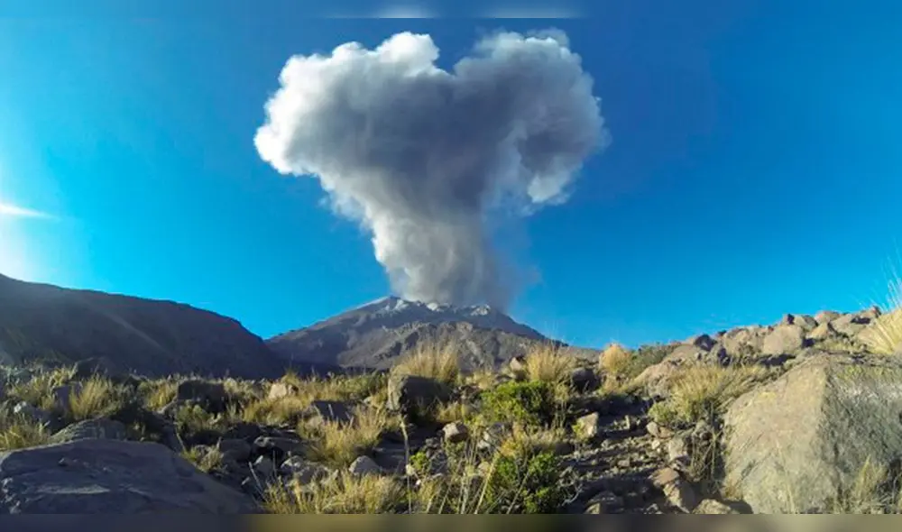 Se registró una explosión en el volcán Ubinas. Foto: La República.