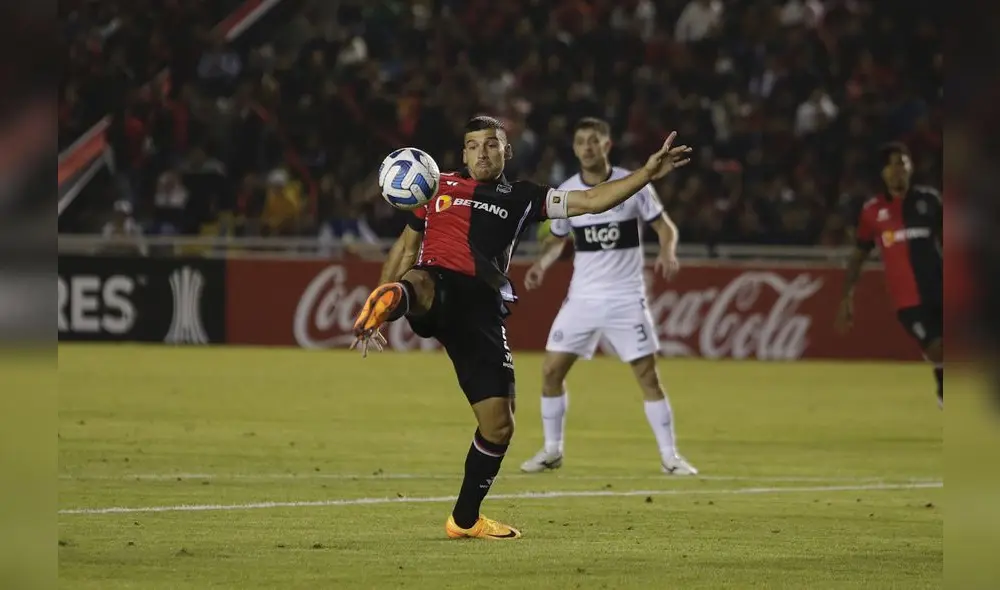En deuda. Rojinegros no tuvieron una buena primera mitad de año. Quedaron fuera de la Libertadores y relegados en la liga. Foto: Rodrigo Talavera/La República