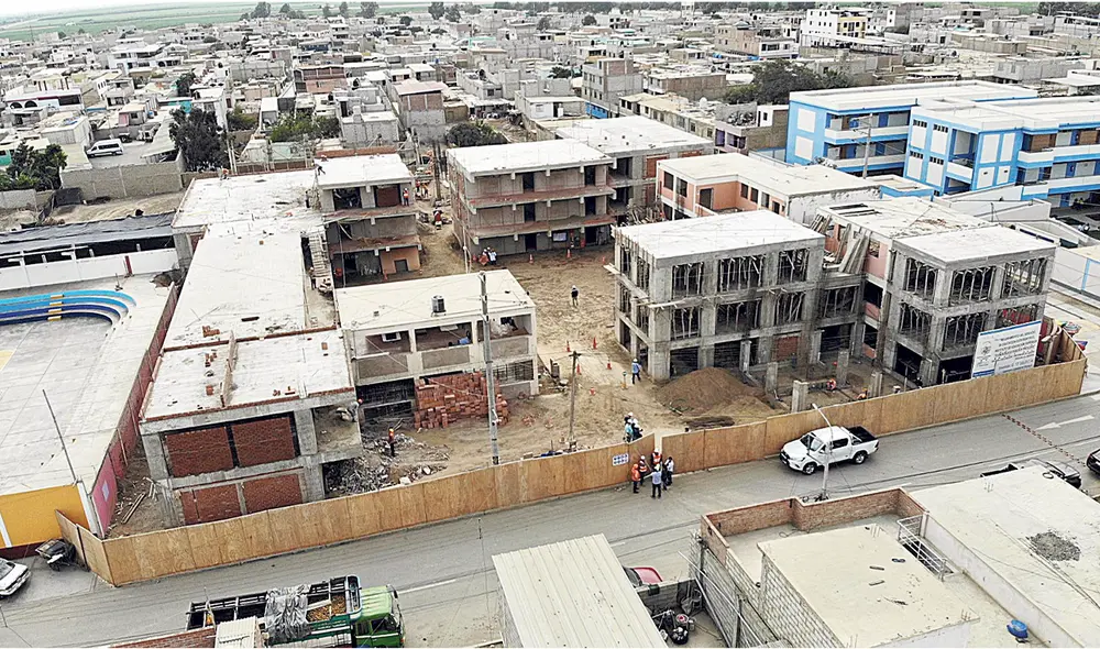 Obras públicas.  Hay varios proyecto que han priorizando en la región sobre todo en la infraestructura educativa. Foto: difusión