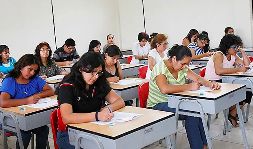 Conoce en cuál de los 165 centros de evaluación rendirás el examen para el Ascenso Docente 2023. Foto: El Peruano