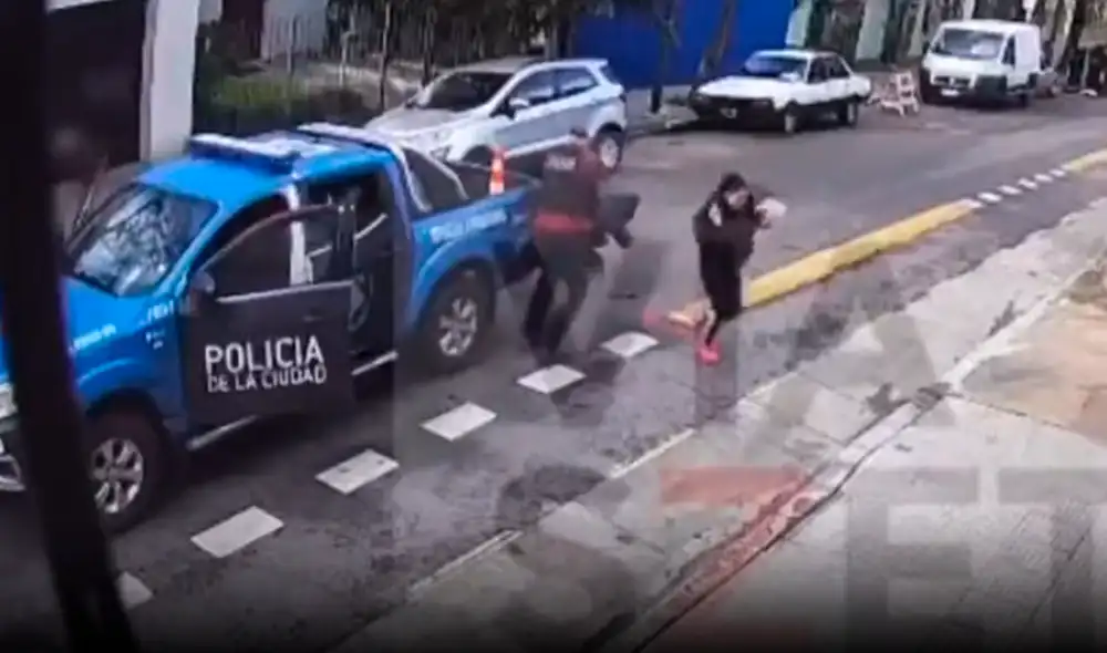 El hecho ocurrió en el barrio de Saavedra, en pleno Buenos Aires. Foto: @mauroszeta/captura