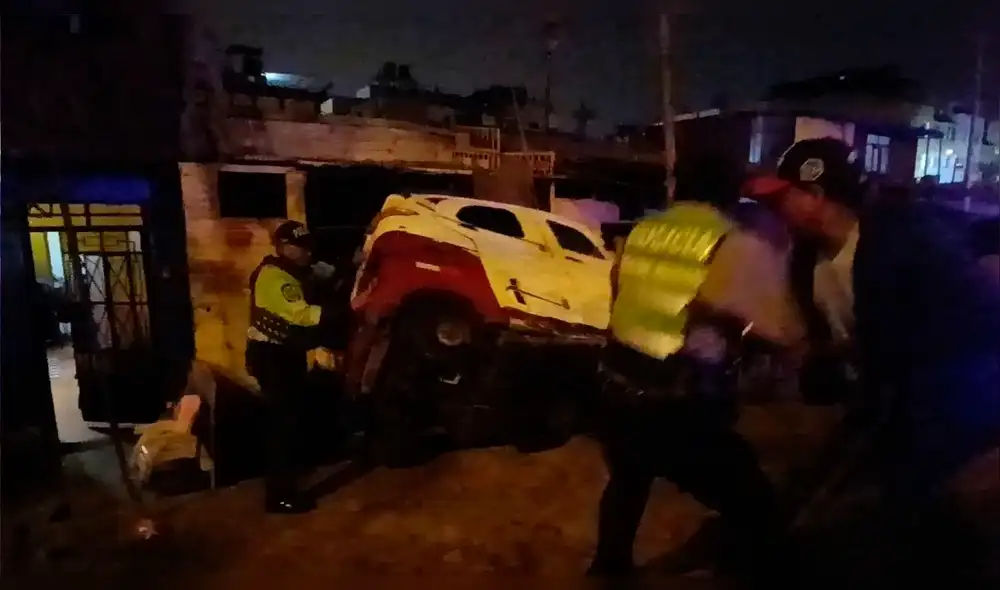 Rímac. Conductor voltea moto en el que huía malhechor. Foto: RPP