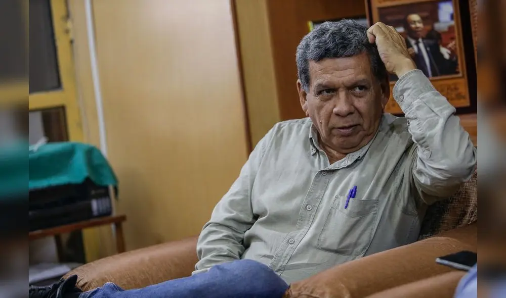 En apoyo a la marcha. Hernando Cevallos se sumó a la articulación de la manifestación de protesta del 19 julio. Se reunió con dirigentes en Arequipa. Foto: Rodrigo Talavera/La República