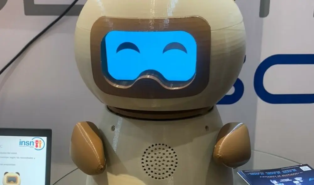 Un robot de acompañamiento psicológico fue creado con intervención de los mismos pacientes. Foto: Mincul