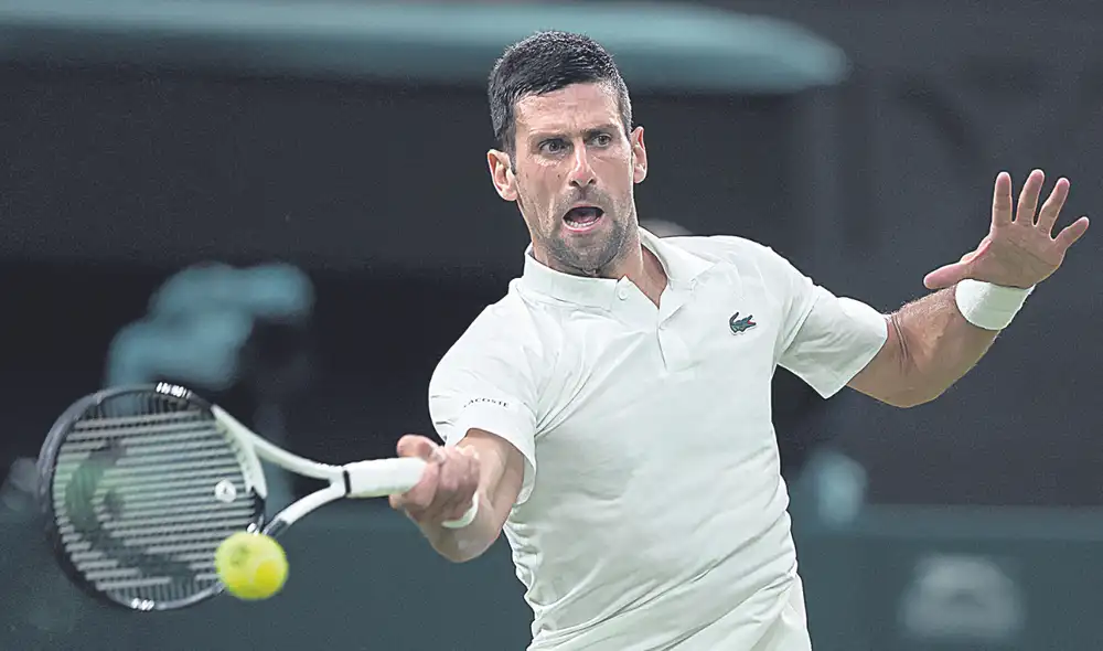 Objetivo. El serbio va en busca de las 32 victorias consecutivas en Wimbledon. Foto: EFE