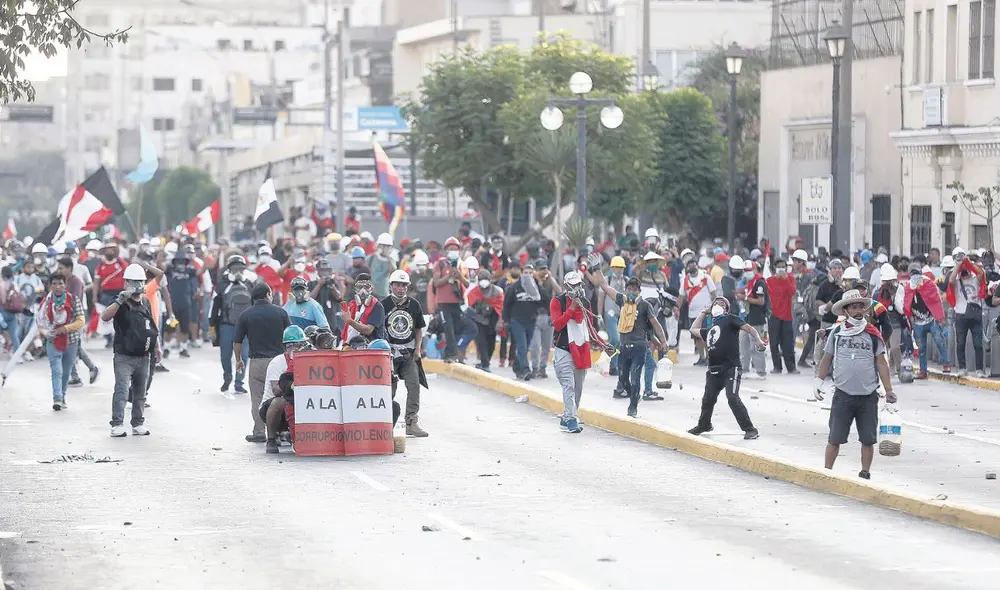 Acciones. Dirigente cusqueño asegura que no permitirán que gente extraña genere desmanes. Foto: Marco Cotrina/La República
