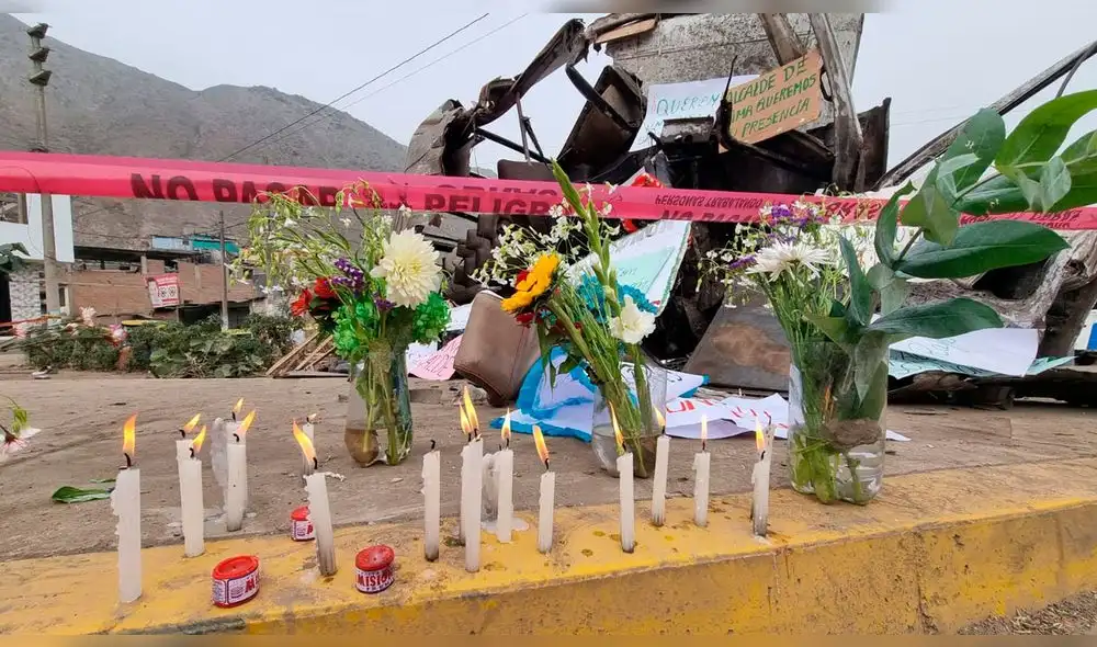 Menor de 14 años y sus padres fallecieron en choque de buses en Pasamayito. Foto: Jessica Merino - URPI