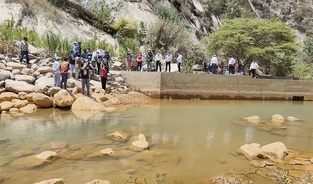 Peligro. 10.000 agricultores riegan con agua contaminada. Foto: difusión Peligro. 10.000 agricultores riegan con agua contaminada. Foto: difusión