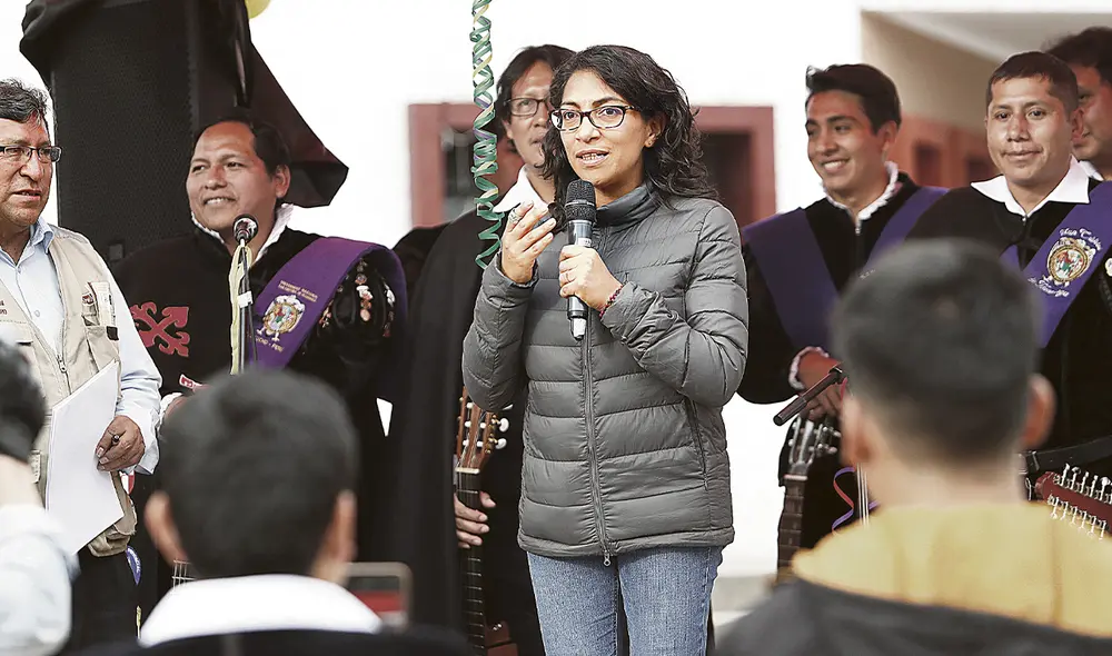 Leslie Urteaga reconoció que fue “un error” el permitir una reunión con La Resistencia en el Mincul. Foto: Ministerio de Cultura – Video: Canal N