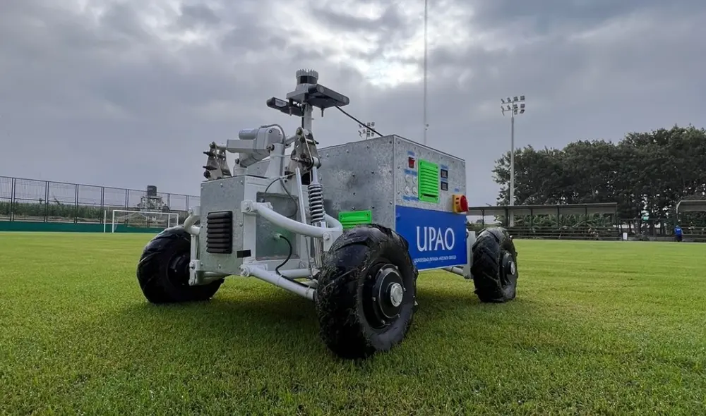 Prototipo. El robot empezó a diseñarse hace un año y medio en la Facultad de Ingeniería Electrónica de la UPAO. Foto: UPAO Prototipo. El robot empezó a diseñarse hace un año y medio en la Facultad de Ingeniería Electrónica de la UPAO. Foto: UPAO