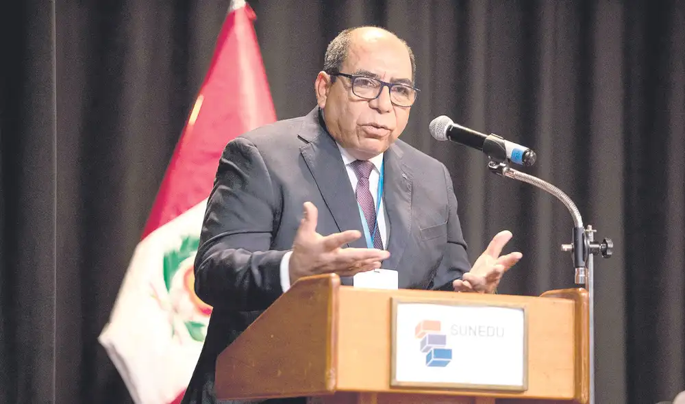 No lo aceptan. Castillo Venegas habría incumplido requisitos para presidir la Sunedu. Foto: difusión No lo aceptan. Castillo Venegas habría incumplido requisitos para presidir la Sunedu. Foto: difusión