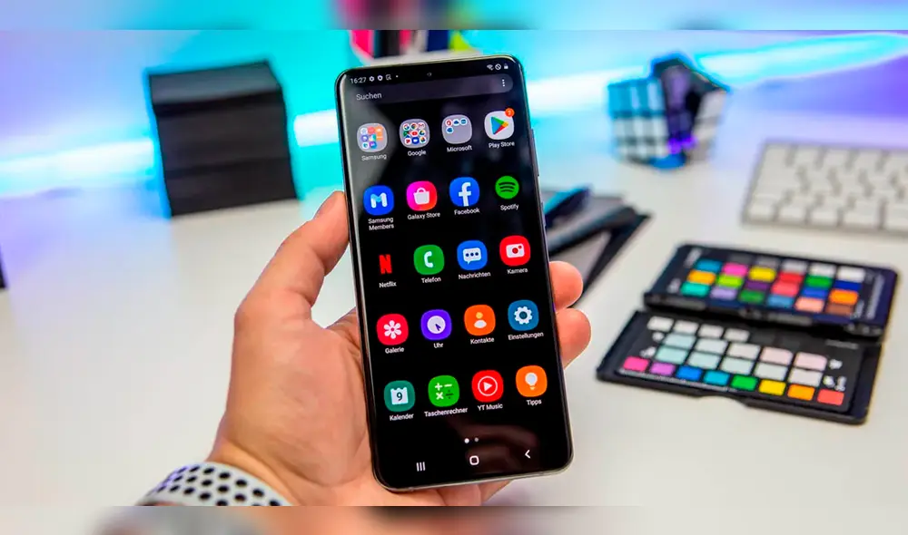 Millones de personas usan teléfonos inteligentes, pero pocas toman precauciones para cuidar su dispositivo. Foto: Androidphoria