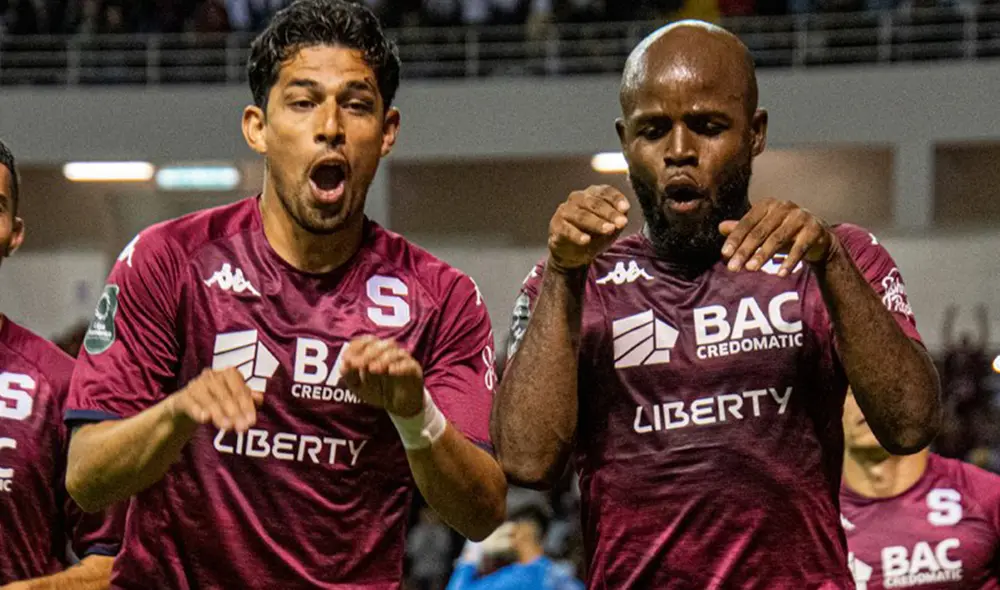 El cuadro morado volvió a ganar la Supercopa tras dos años. Foto: Deportivo Saprissa