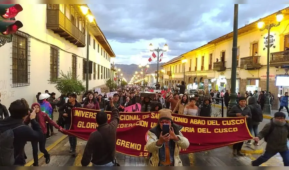 Las organkzaciones sociales se unieron a la marcha nacional contra Dina Boluarte. Foto: Alerta Ayacucho