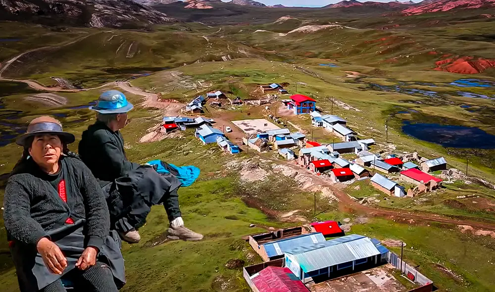 El pueblo más alto de Lima sobrevive a base de la ganadería. Foto: composición LR/captura de Youtube/Max CQ