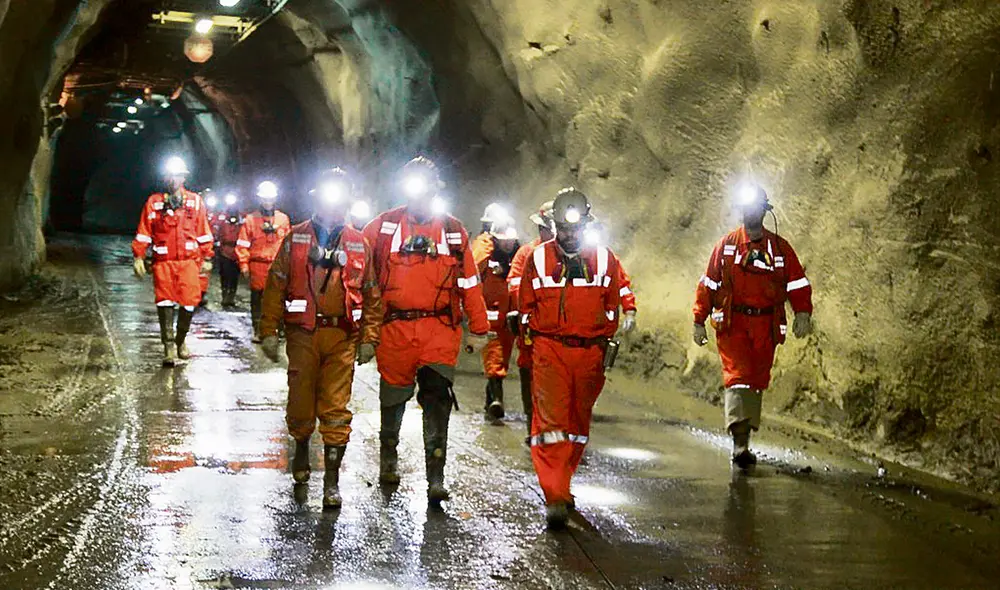 Minería. El salario de un trabajador de una empresa principal casi duplica al de un trabajador de una tercerizadora, aun realizando la misma actividad. Foto: La República