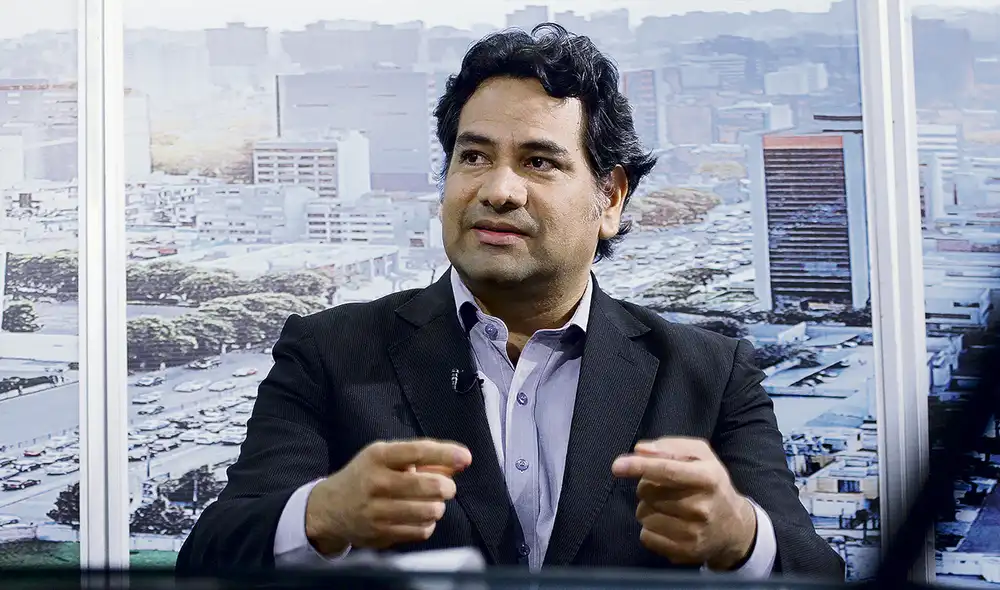 Voz. Samuel Rotta indica que no se está escuchando al pueblo. Foto: difusión Voz. Samuel Rotta indica que no se está escuchando al pueblo. Foto: difusión