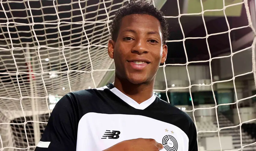El futbolista ecuatoriano firmó un contrato por las próximas 5 temporadas. Foto: Al Sadd