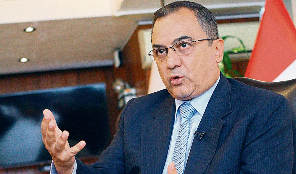 Postura. Gobierno debe dar medidas que aumenten la competitividad, señala Carlos Oliva. Foto: La República Postura. Gobierno debe dar medidas que aumenten la competitividad, señala Carlos Oliva. Foto: La República