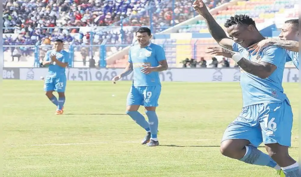 Binacional superó ampliamente al rival para golear. Foto: La República Binacional superó ampliamente al rival para golear. Foto: La República