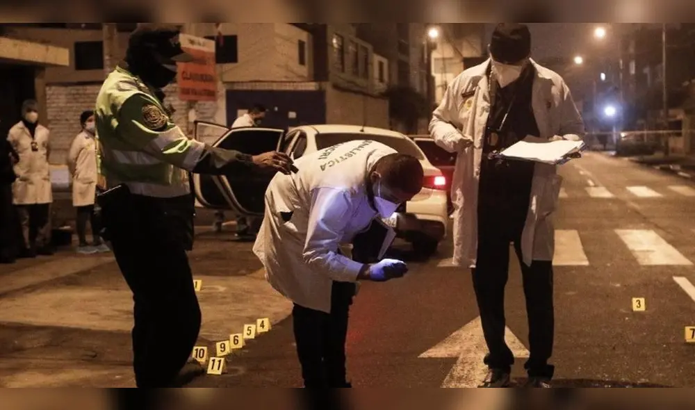 Las víctimas bebían licor cuando fueron atacadas por sus sicarios. Foto: PNP