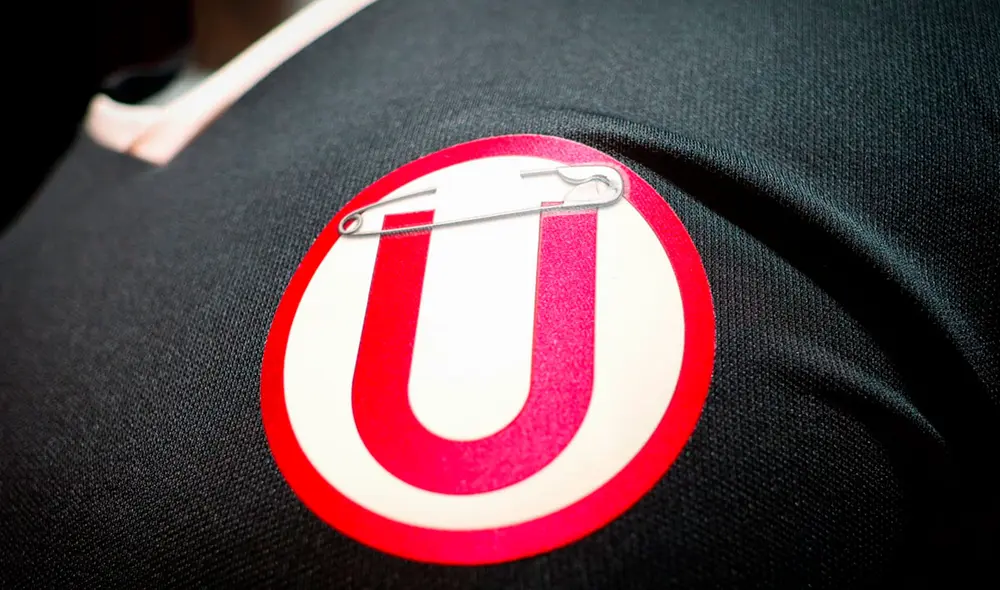 El escudo de la 'U' en su nueva equipación luce con un imperdible. Foto: Universitario