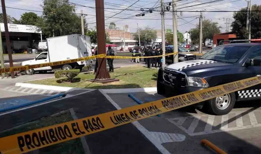 En Guadalajara, una mujer arremetió contra 2 delincuentes que le robaron cerca de US$10.000. Foto: referencial/Mural