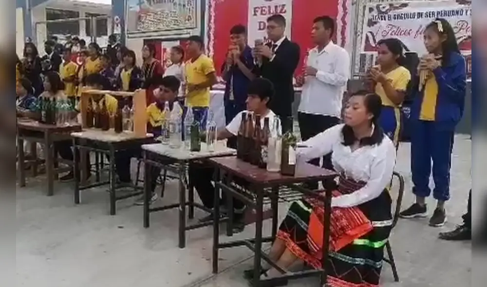 Botellas fueron los instrumentos principales. Foto y video: Buenos Días Botellas fueron los instrumentos principales. Foto y video: Buenos Días