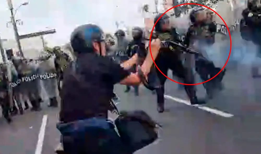 Protestas se registraron afuera del Congreso desde la mañana del viernes 28 de julio. Foto: captura LR/Omar Coca