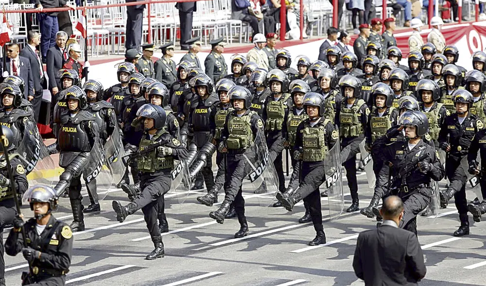 Otra categoría. Nuevos efectivos PNP harán labores de prevención y patrullaje de calles. Foto: Antonio Melgarejo/La República Otra categoría. Nuevos efectivos PNP harán labores de prevención y patrullaje de calles. Foto: Antonio Melgarejo/La República