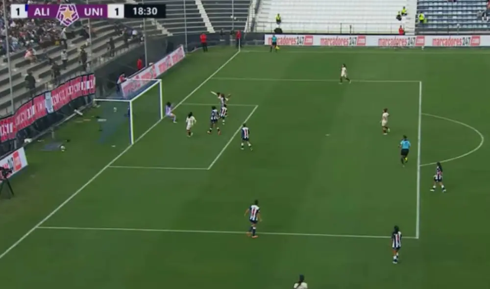 Alianza Lima recibe a Universitario por el clásico femenino. Foto: captura Nativa Alianza Lima recibe a Universitario por el clásico femenino. Foto: captura Nativa