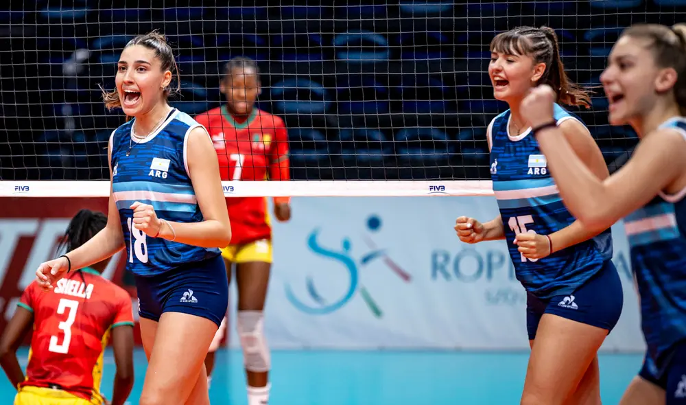 Las Panteritas se colocan con récord de 1-1 en el Mundial de Voley Femenino Sub-19. Foto: Volleyball World Las Panteritas se colocan con récord de 1-1 en el Mundial de Voley Femenino Sub-19. Foto: Volleyball World
