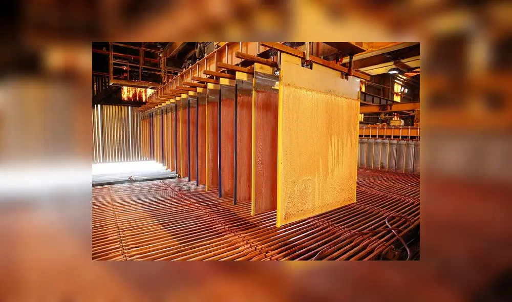 Las mineras que produzcan menos de 12.000 toneladas estarán exentas del "royalty". Foto: EFE