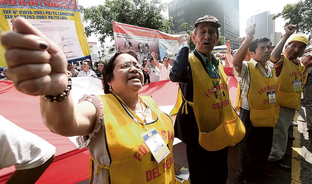 Larga espera. Luego de algunos años se retomarán los pagos a fonavistas, aunque la gran mayoría seguirá a la espera. Foto: Andina