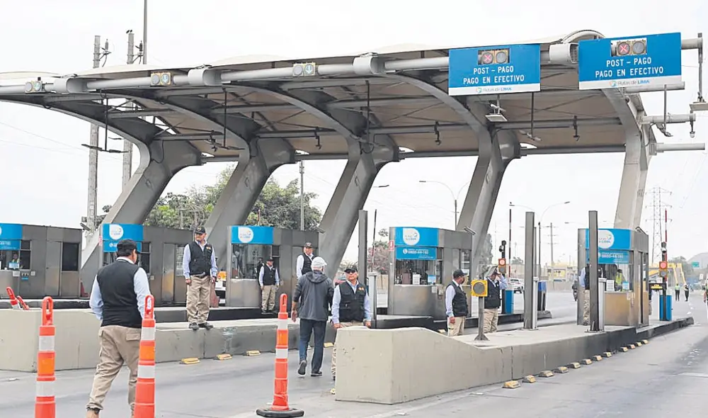 Otra estrategia legal. Municipalidad de Lima busca recuperar los peajes que están en la Panamericana Norte y Sur. Foto: Antonio Melgarejo/La República