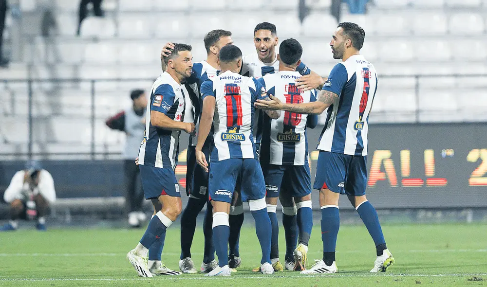 Despedida. Alianza Lima disputó ante UTC de Cajamarca su último encuentro con Nixon Perea como director técnico. Foto: Luis Jiménez/La República