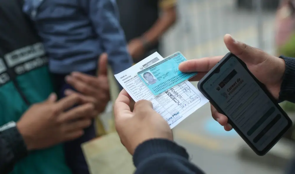 Con estos pasos podrás solicitar que actualicen tu carnet de vacunación o lo rectifiquen. Foto: Contadores y Empresas. Con estos pasos podrás solicitar que actualicen tu carnet de vacunación o lo rectifiquen. Foto: Contadores y Empresas.