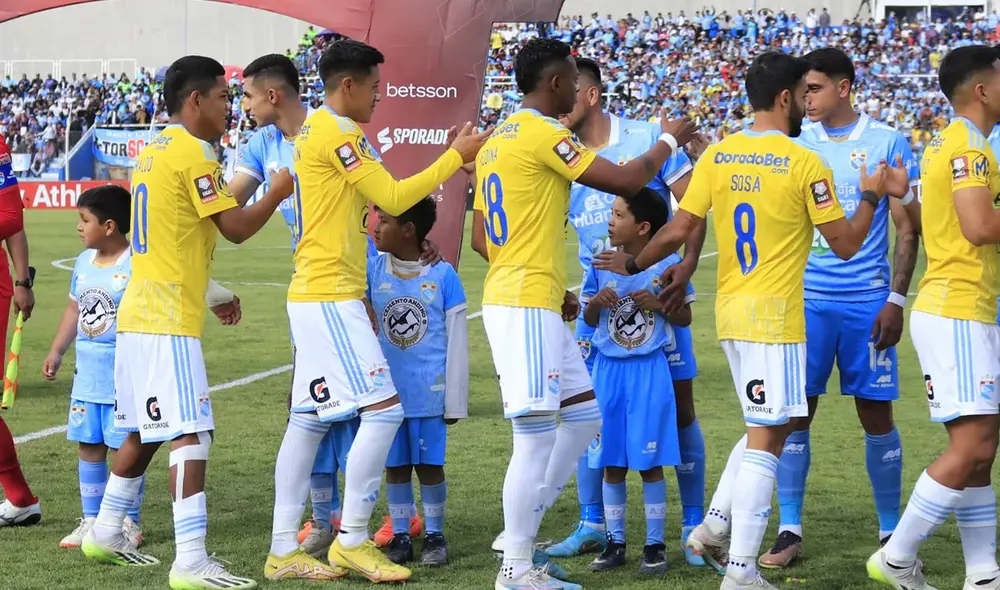 Sporting Cristal empezó ganando, pero los locales empataron en el segundo tiempo. Foto: ADT | Video: Liga 1 Max Sporting Cristal empezó ganando, pero los locales empataron en el segundo tiempo. Foto: ADT | Video: Liga 1 Max