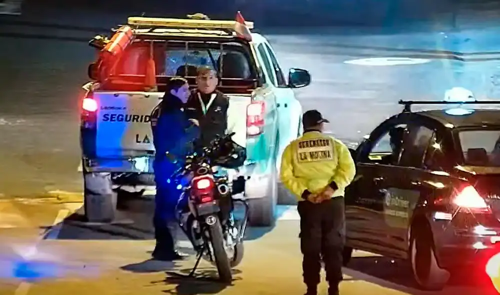 Delincuentes fueron detenidos cerca de donde habían desmantelado un vehículo. Foto: captura de Latina - Video: Latina
