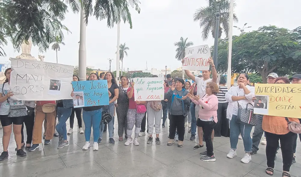 Clamor. Familiares no pierden la esperanza de hallar a ocupantes de la aeronave. Foto: difusión
