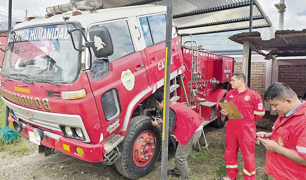Riesgo. Vehículos de bomberos no tienen mantenimiento. Foto: difusión
