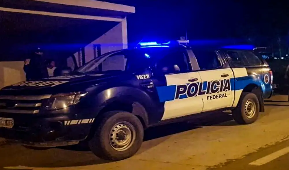 El dueño de la casa le cortó partes de la mano izquierda al asaltante usando un machete. Foto: Notimérica