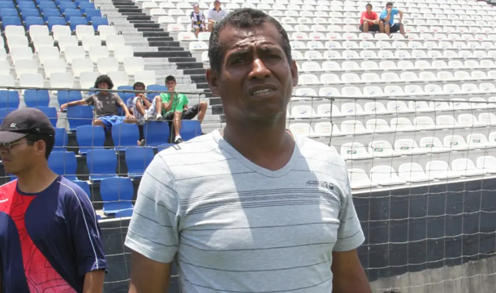 César Espino jugó en Alianza Lima entre 1986 y 1988. Foto: Luis Jiménez/GLR César Espino jugó en Alianza Lima entre 1986 y 1988. Foto: Luis Jiménez/GLR